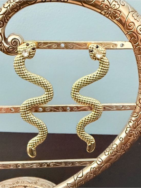 Jewelry - Gold Snake Shaped Drop Earrings - Gold Tone